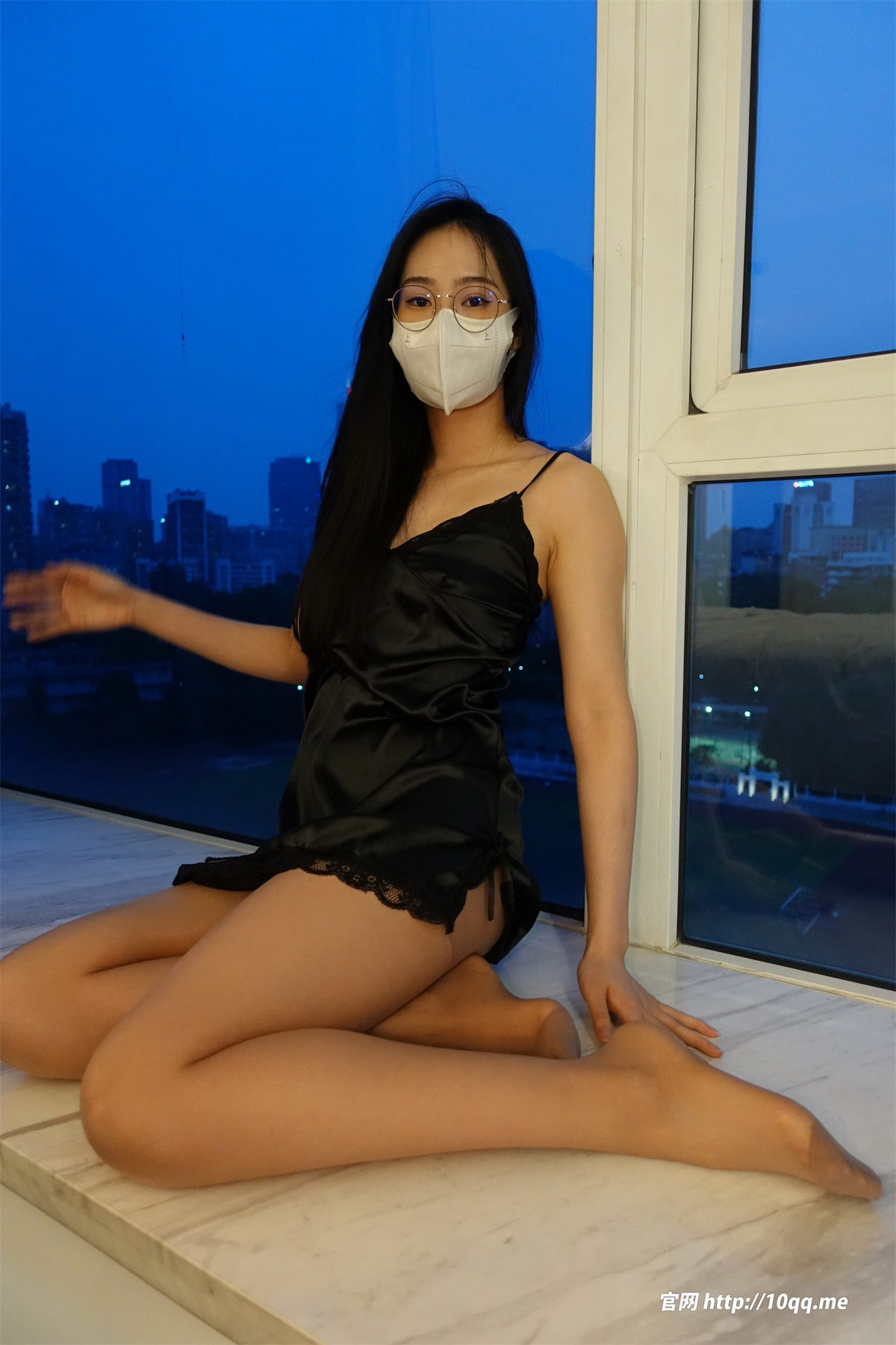 rosi口罩美女写真